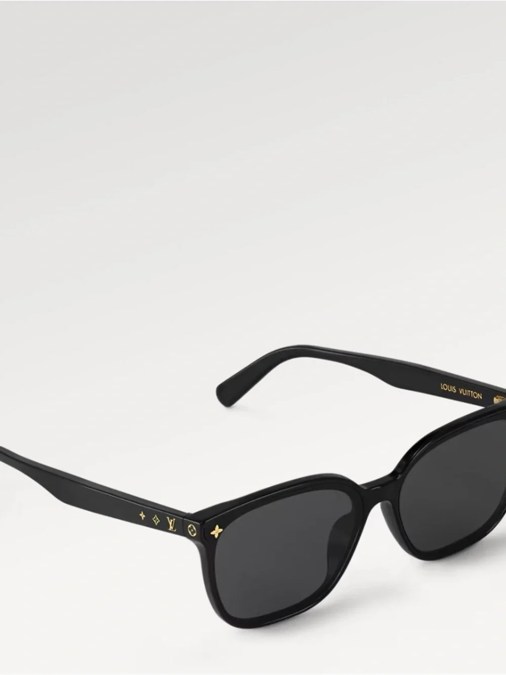 ✨ Authentic Louis Vuitton Black Women's Sunglasses ✨